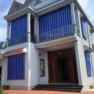 hình-bat-cuon-ngoai-troi-che-cua-go