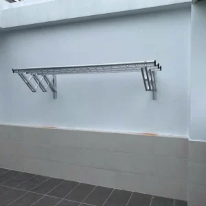 hinh-lap-dat-gian-phoi-gan-tuong