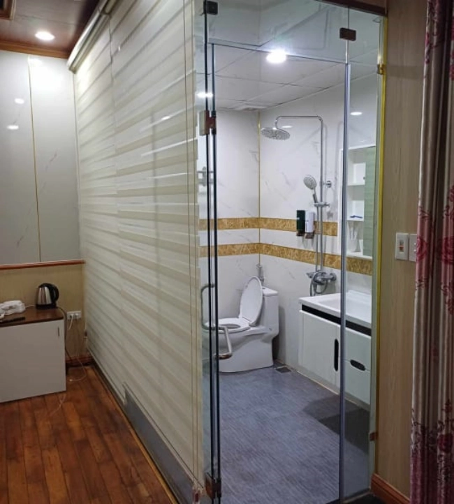 hình-rem-cau-vong-nha-tam