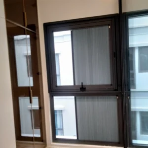 hình-rem-to-ong-gan-kinh-cua-nhom