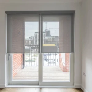 Rèm cuốn chống sáng và cách nhiệt