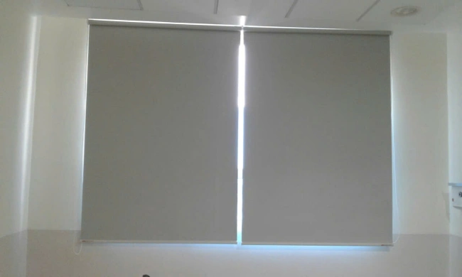 Rèm cuốn chống nắng bảo vệ ngôi nhà hiệu quả - Ảnh 2